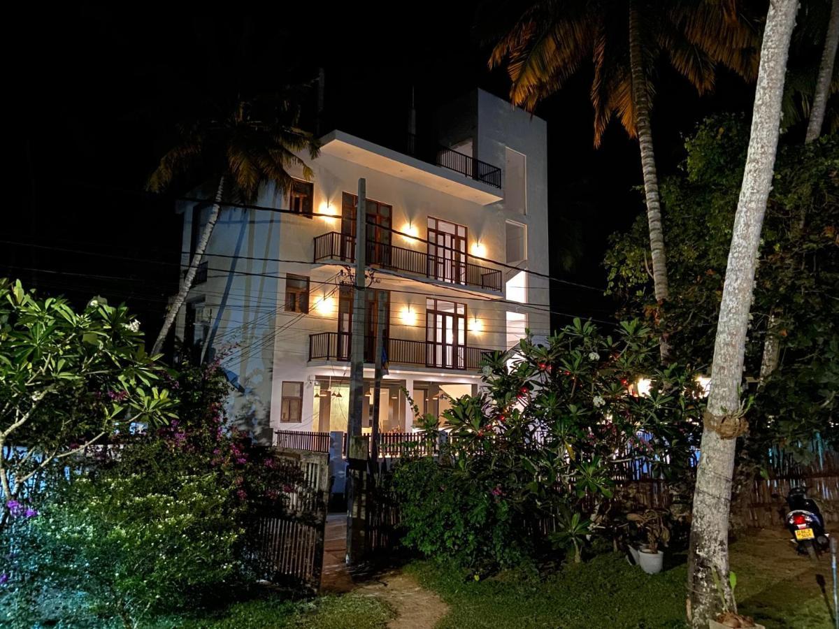 The Atrium Hiriketiya Hotell Dikwella Eksteriør bilde