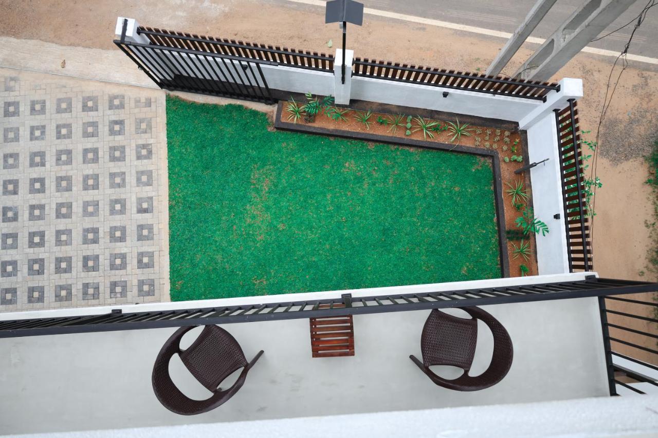 The Atrium Hiriketiya Hotell Dikwella Eksteriør bilde