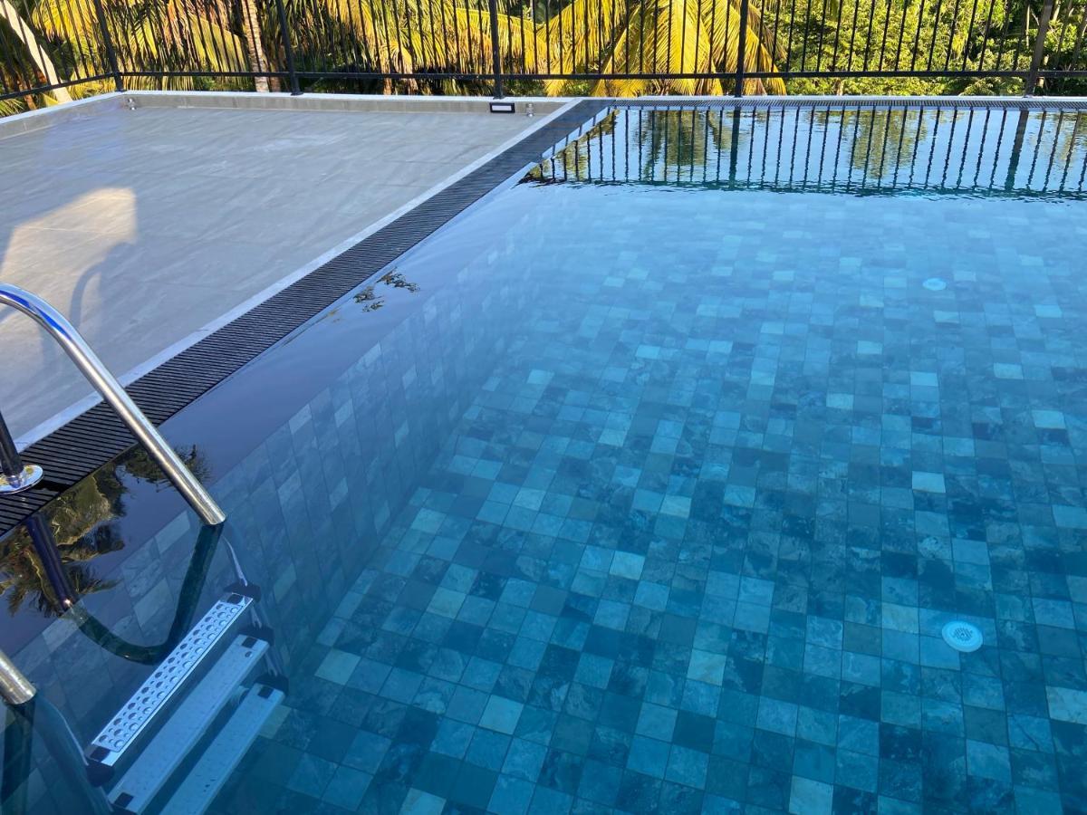 The Atrium Hiriketiya Hotell Dikwella Eksteriør bilde